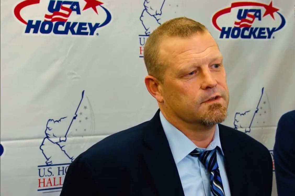 Retired goalie Tim Thomas details brain damage from hockey
