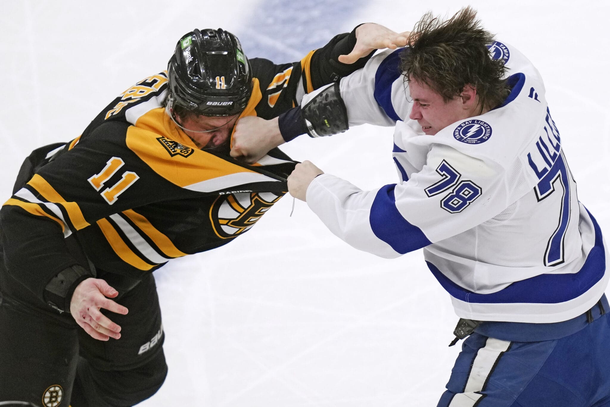 trent-frederic-boston-bruins