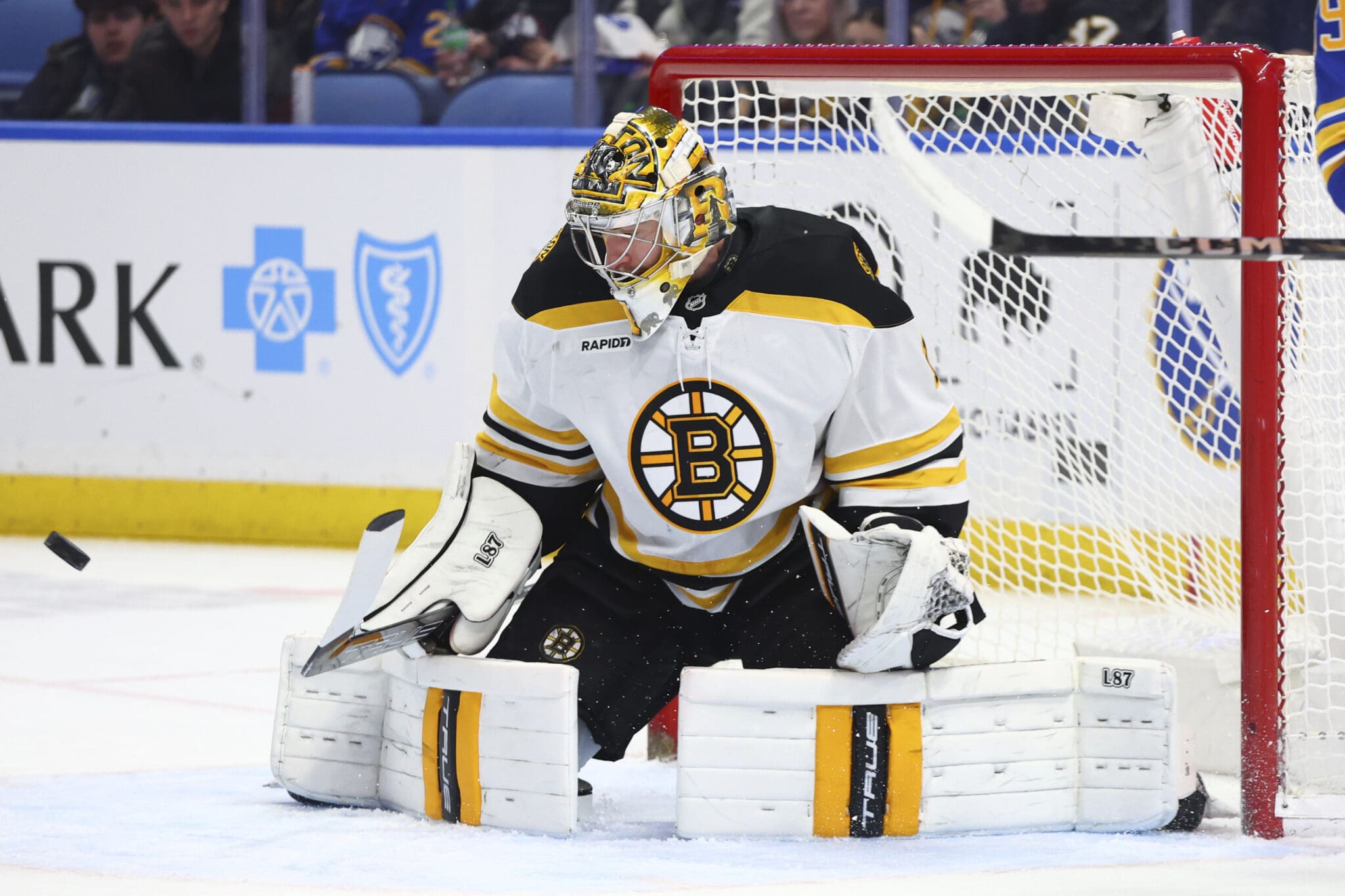 boston-bruins-jeremy-swayman