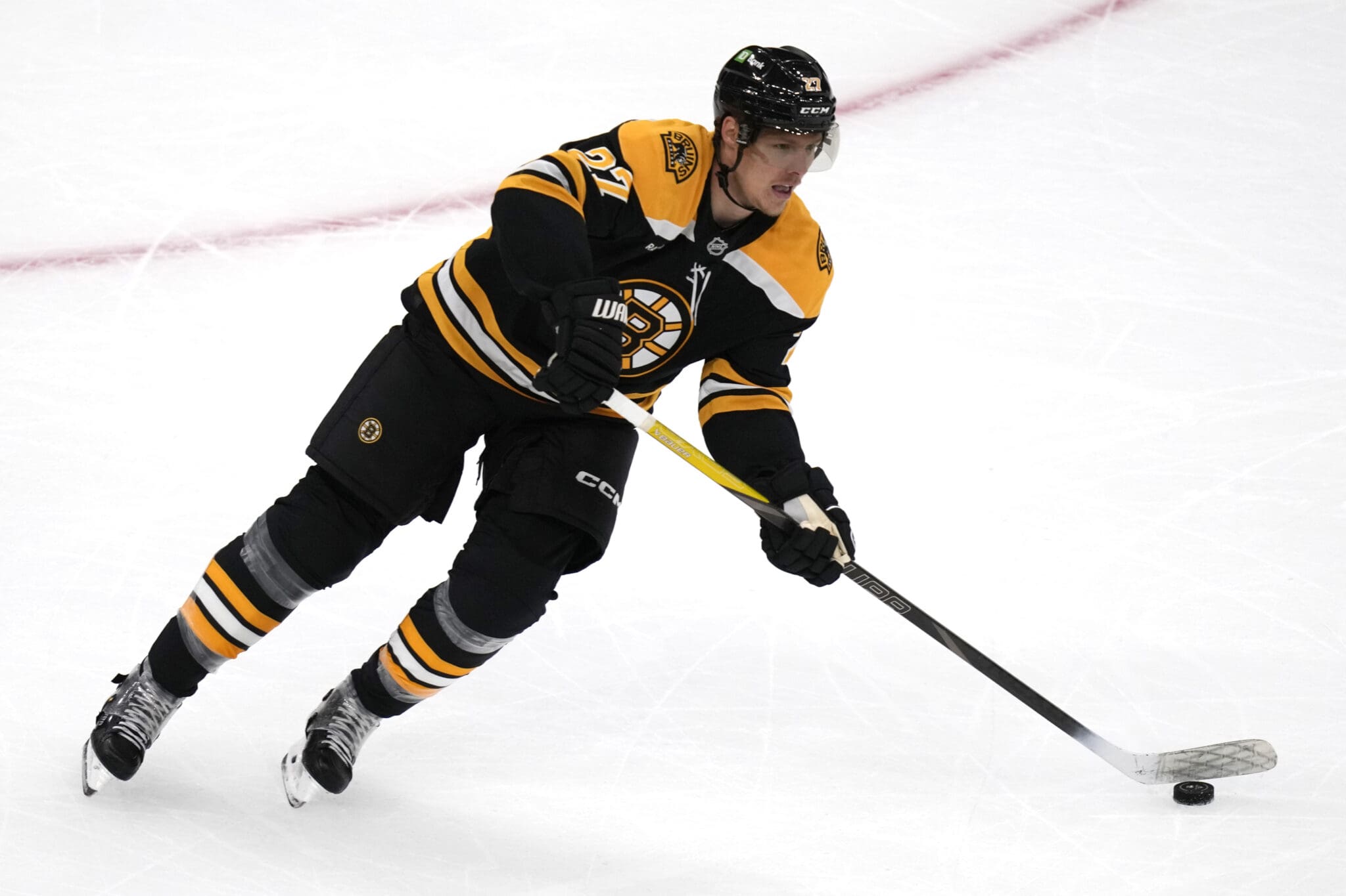 boston-bruins-hampus-lindholm