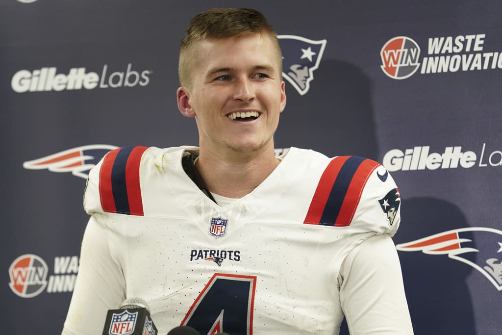 Patriots Roster Breakdown: Bailey Zappe Fights for a Job